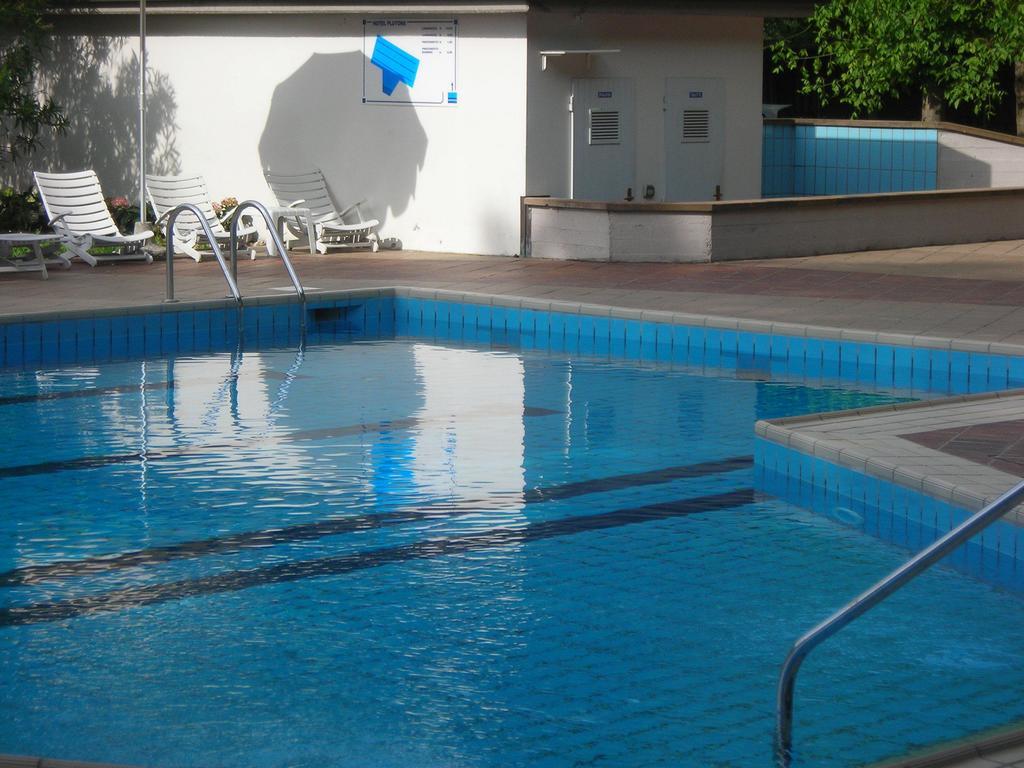 Hotel Plutone Червия Екстериор снимка